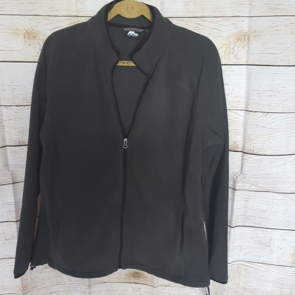 Mountain Club Soft Fleece Jacket, Size XL, M